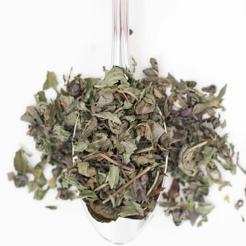 Quelles différences entre le thé vert et le thé noir ?
